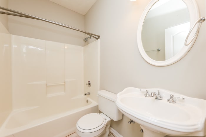 Building Photo - 122 Hunter's Pointe Ct