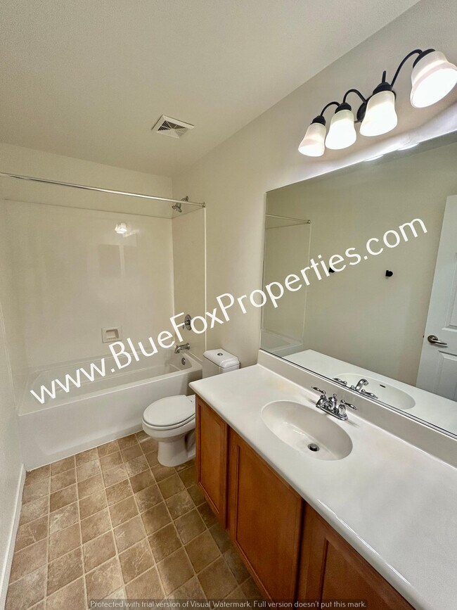 Building Photo - 10412 E Capercaillie St