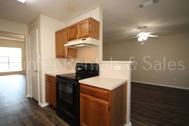 Building Photo - Spacious 4-Bedroom Home in Killeen