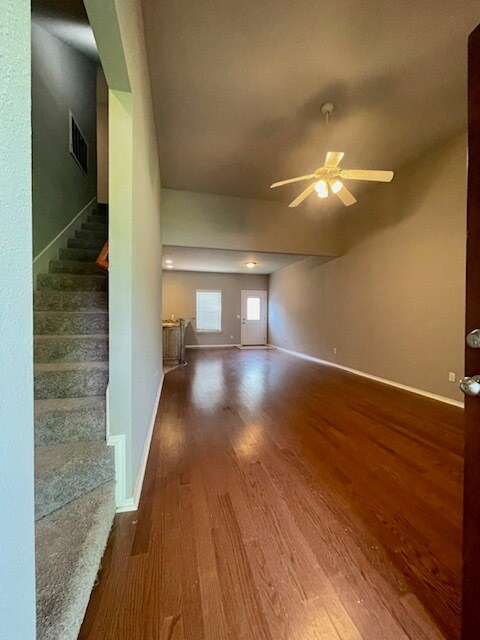Building Photo - 3103 SW Deerfield Blvd