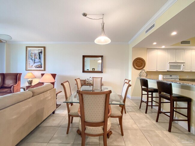 Building Photo - 645 Lost Key Dr