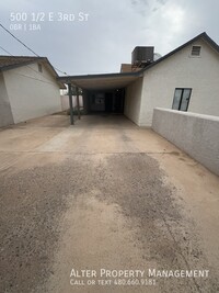 Building Photo - 500 1/2 E 3rd St-