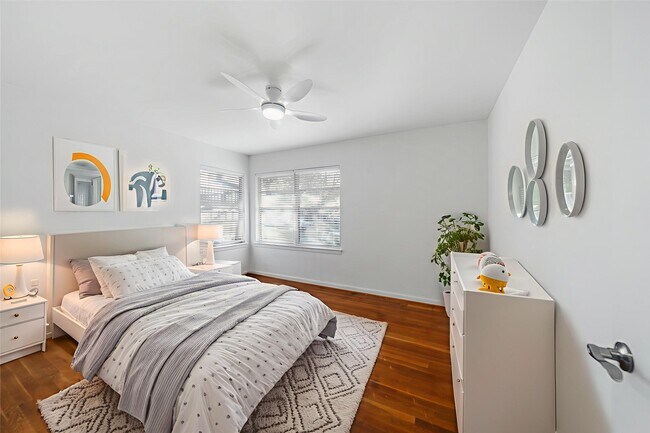 Building Photo - 4614 Merwin St