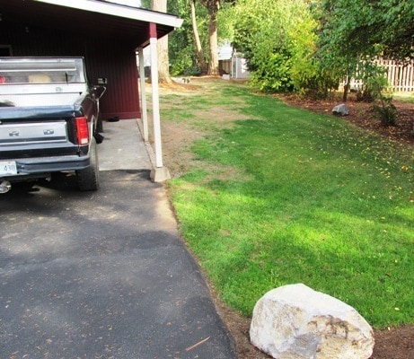 Building Photo - All Updated inside! Hardwood look floor, t...