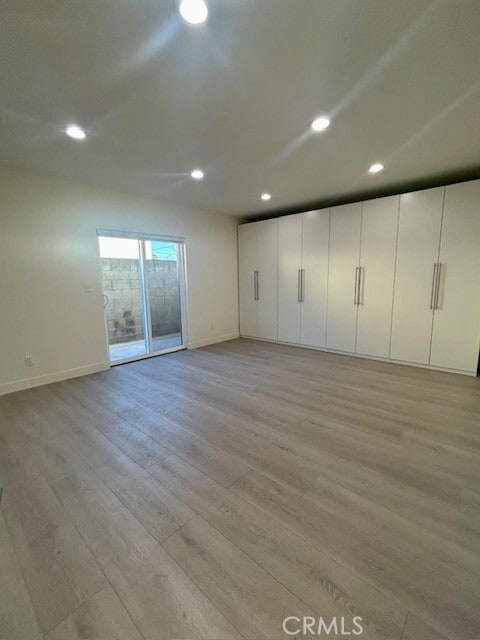 Building Photo - 5945 Riverton Ave