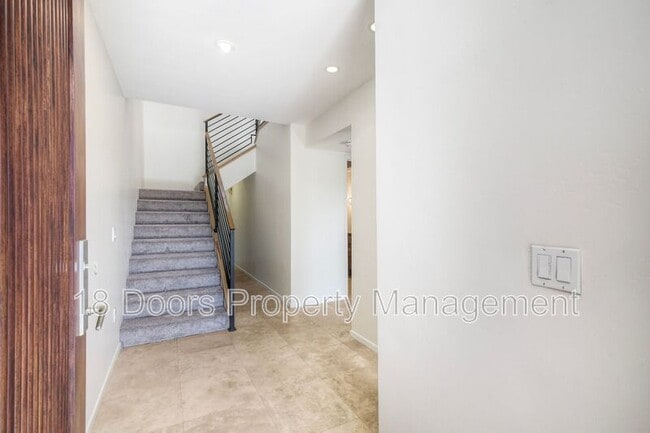 Building Photo - 2239 Del Mar Scenic Pkwy