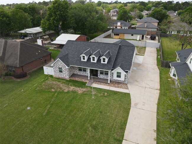 Building Photo - 30731 Martens Rd