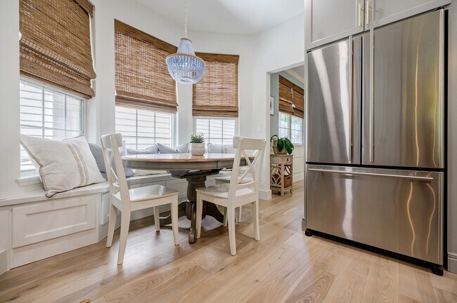 Building Photo - 2105 Brookridge Ter