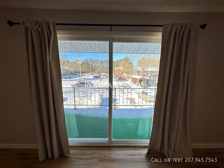 Building Photo - 50 Longrale Park