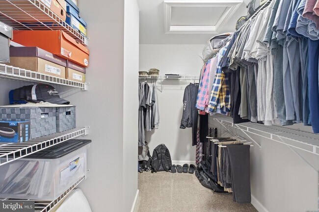 Building Photo - 8439 Kirby Lionsdale Dr