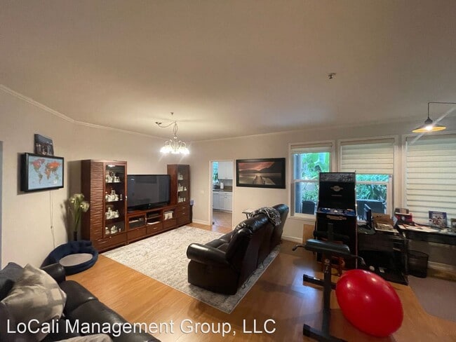 Building Photo - 3 br, 2 bath House - 78 Cartier Aisle