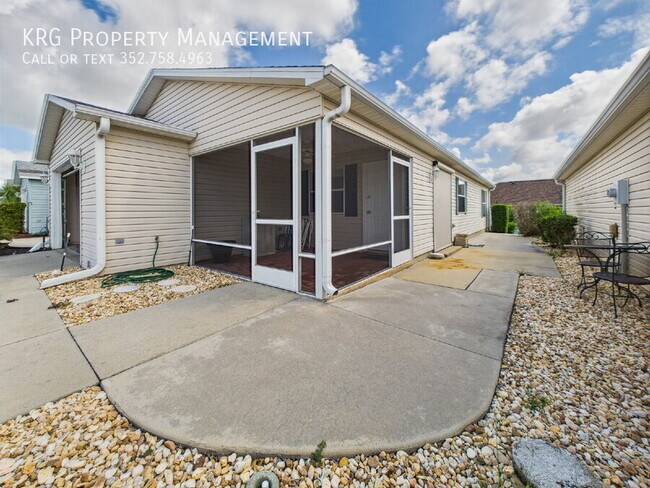Building Photo - 480 Hildalgo Dr