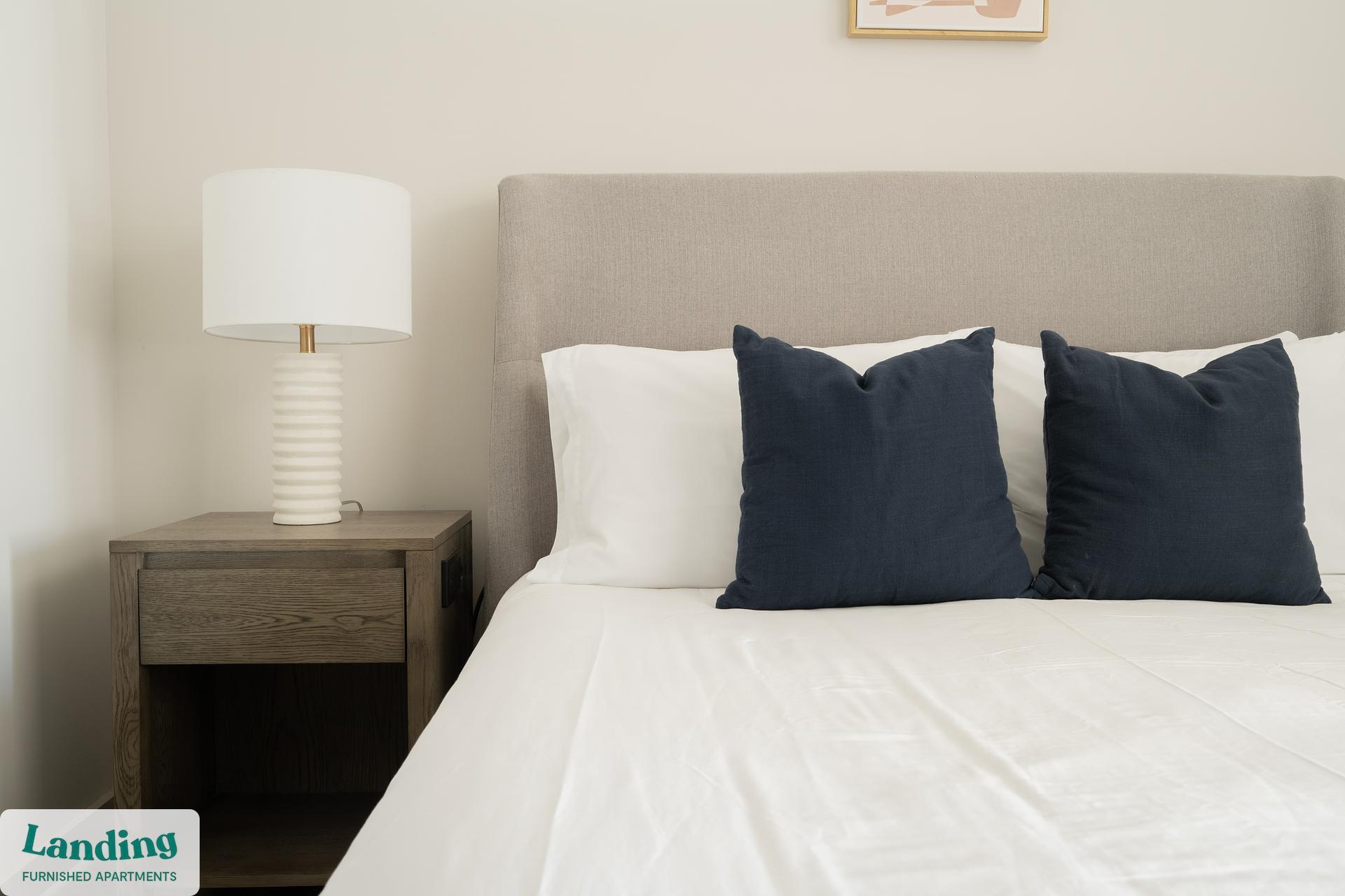 Building Photo - 340 W 25th St