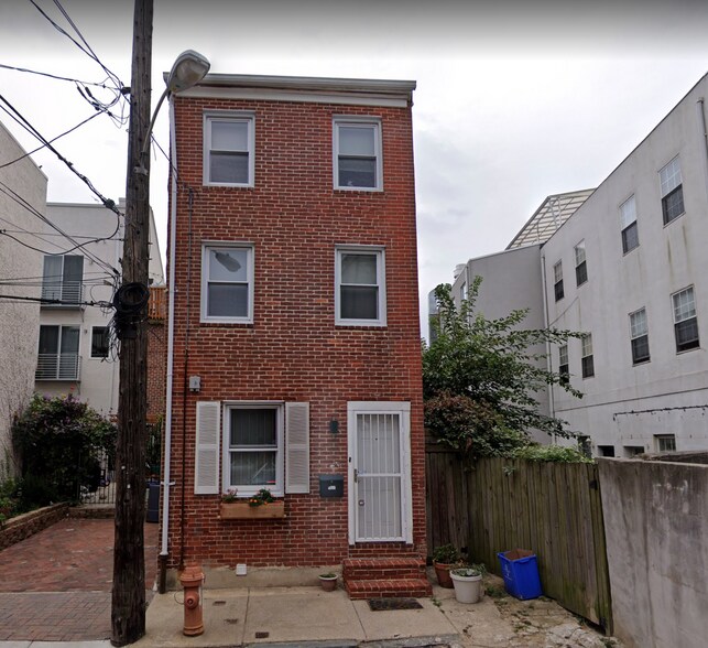 Building Photo - 1037 S Fairhill St