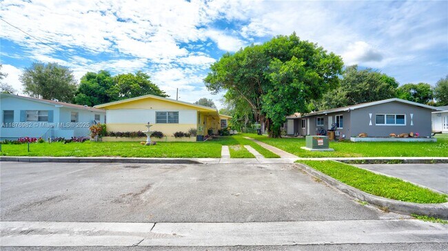 Building Photo - 28 NW 170th St