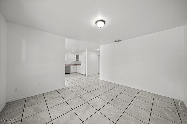 Building Photo - 4735 30th St SW