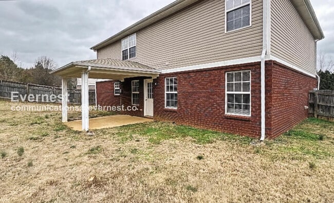 Building Photo - 4800 Inglewood Ct SE