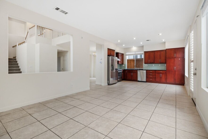 Building Photo - 11161 Pacemont Ln