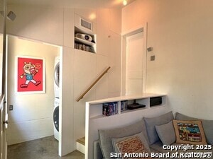 Building Photo - 401 Shook Ave