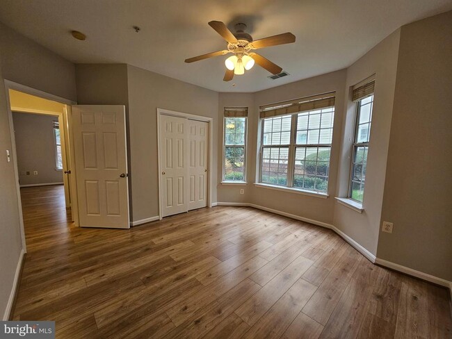 Building Photo - 6491 Cheyenne Dr