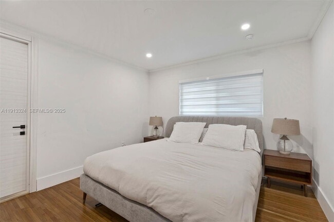 Building Photo - 45 Palermo Ave