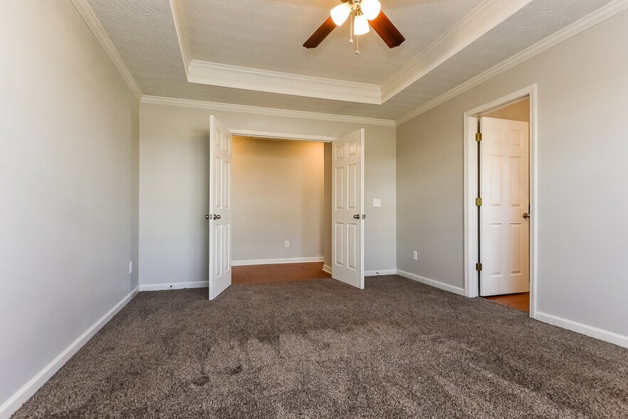 Building Photo - 965 Durham Way