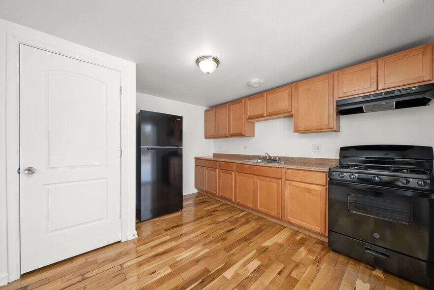 Building Photo - 13300 S Indiana Chicago, IL 60827