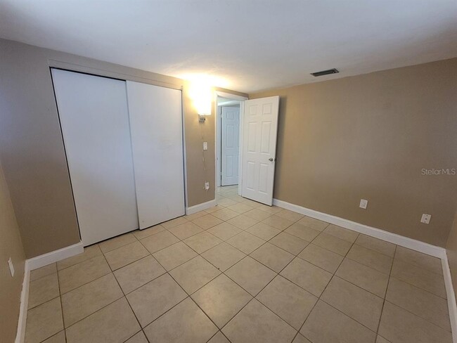 Building Photo - 7526 Topay Ln
