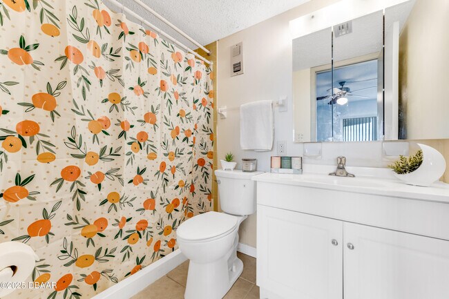 Building Photo - 2711 N Halifax Ave