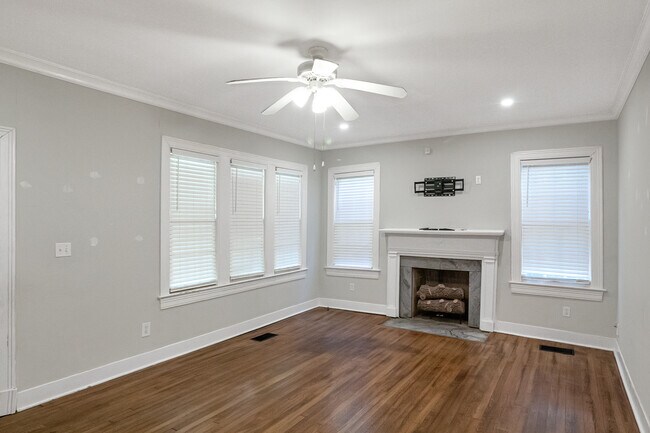 Building Photo - 4097 Redwing Ave