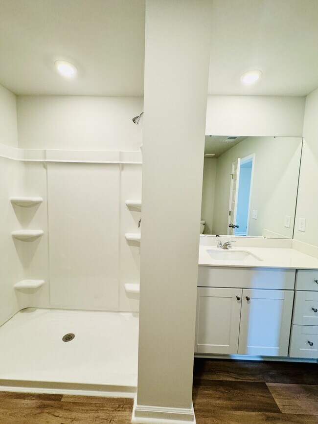 Building Photo - 158 Indigo Pl