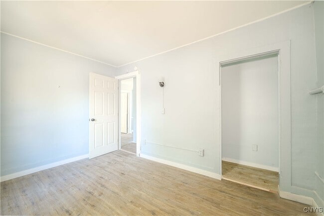 Building Photo - 42 E Cayuga St