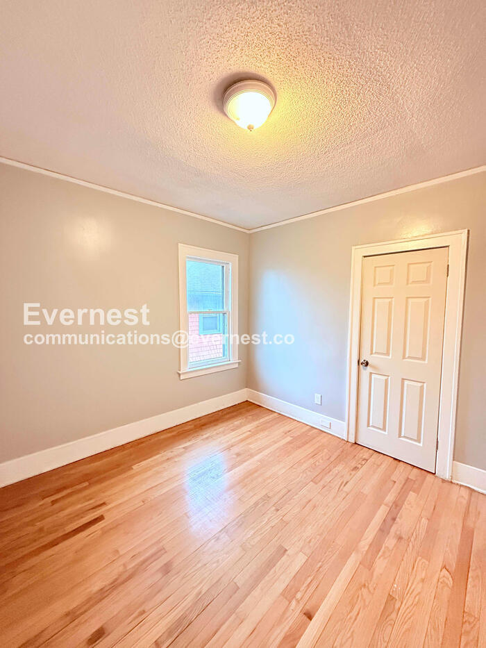 Building Photo - 12703 Northlawn St