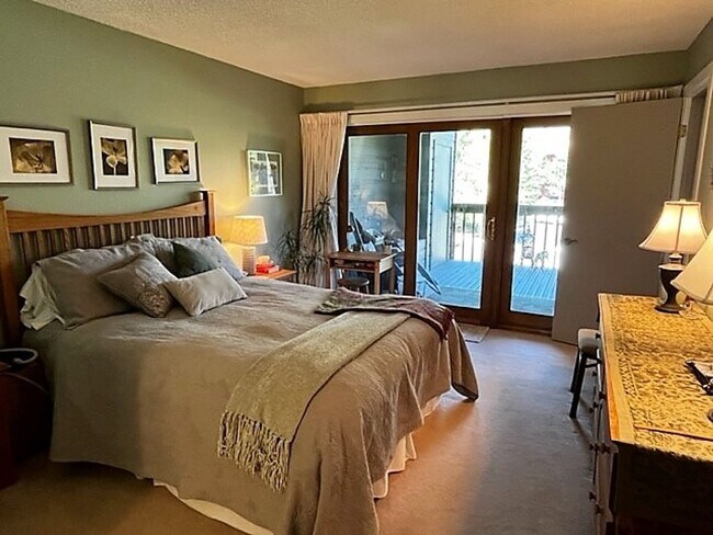 Building Photo - Winter Seasonal Rental- Mountainside Condo...