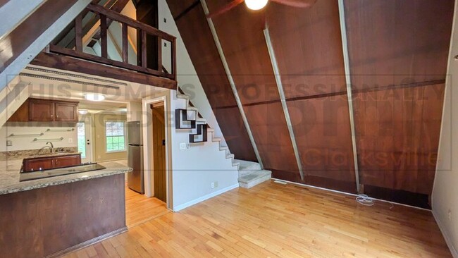 Building Photo - 452 Harper Rd