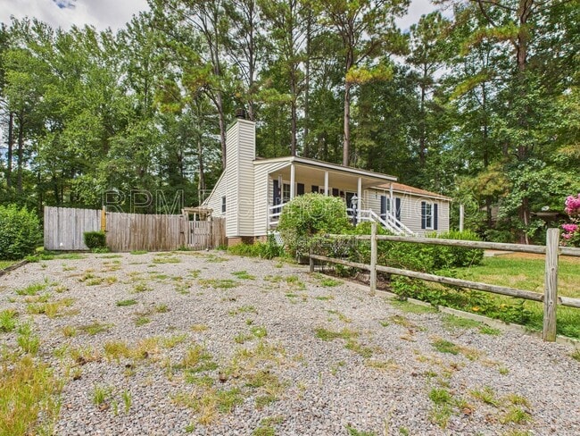 Building Photo - 11220 Sunfield Dr