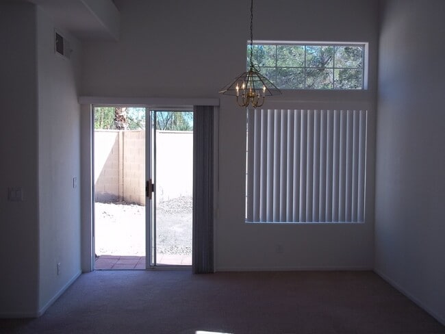Building Photo - FANTASTIC GREEN VALLEY HOME IN GATED LEGACY VILLAGE COMMUNITY!