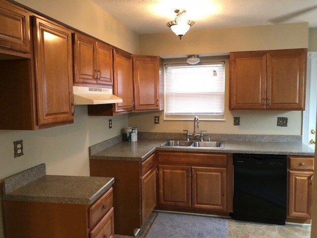 Building Photo - Highview..Close to Gene Snyder @ Smyrna