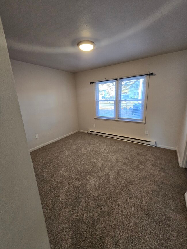 Building Photo - Kennedy