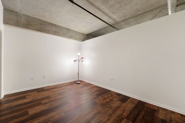 Bedroom - 240 E Illinois St