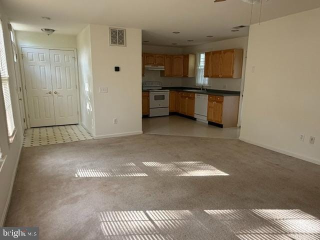 Building Photo - 8538 Anderson Ave
