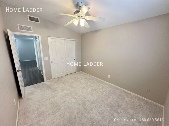 Building Photo - 4307 S Rim Ct