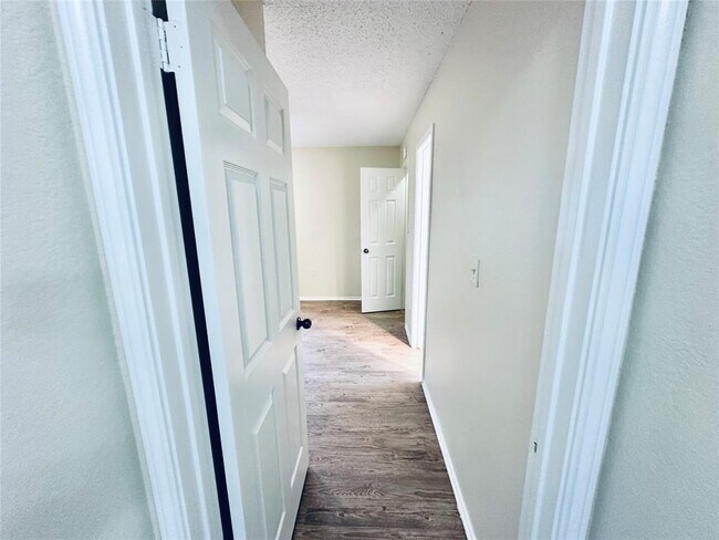 Building Photo - 379 Fantail Loop