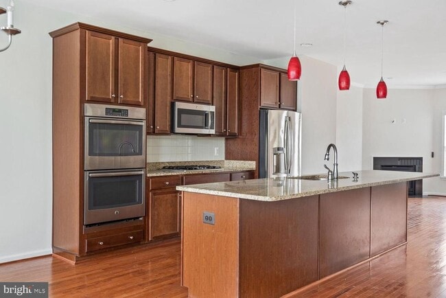 Building Photo - 41833 Diabase Square