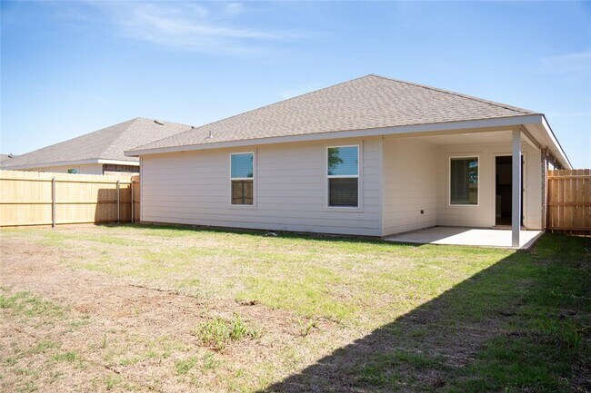 Building Photo - 10305 NW 28th St