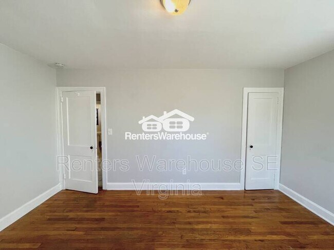 Building Photo - 459 Algonquin Rd