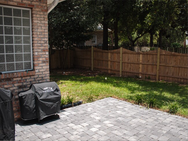 Building Photo - 807 Coldwater Creek Cir