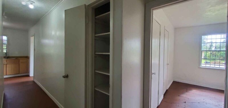 Building Photo - 2270 Johnson St