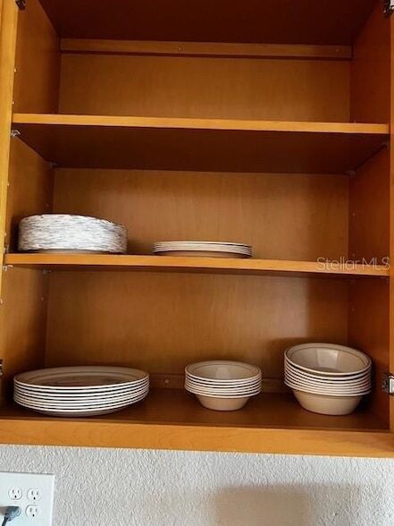 Building Photo - 118 N Eustis St