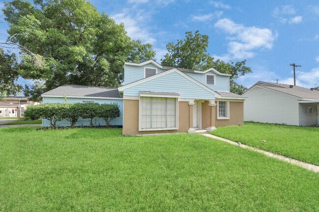 Building Photo - Charming and well-maintained home in the heart of Pasadena!